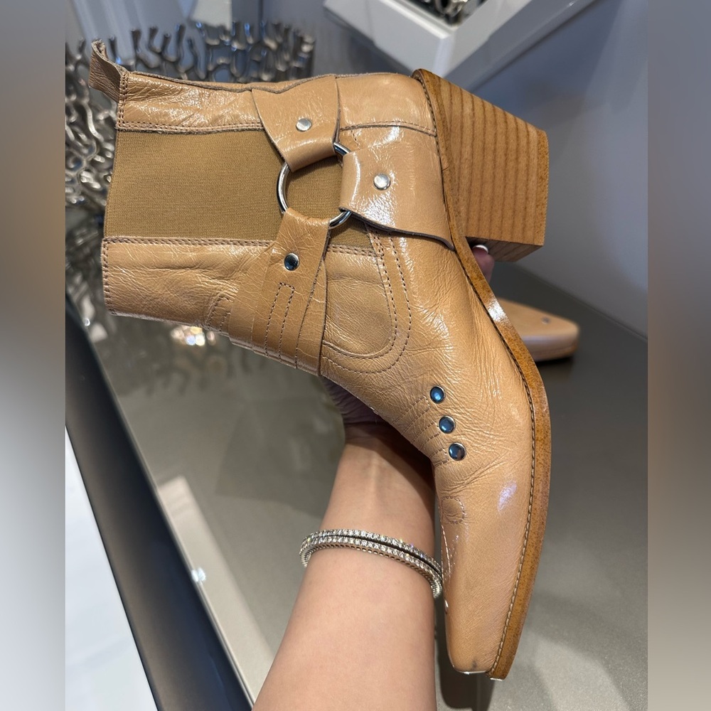 L’Intervalle Tan Made in Spain Western Cowboy Country Ankle Boots (Size 37) - Picture 6 of 11